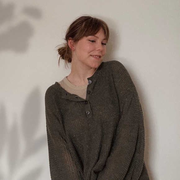 Meet your Posher, Shekinah - Picture 1 of 1